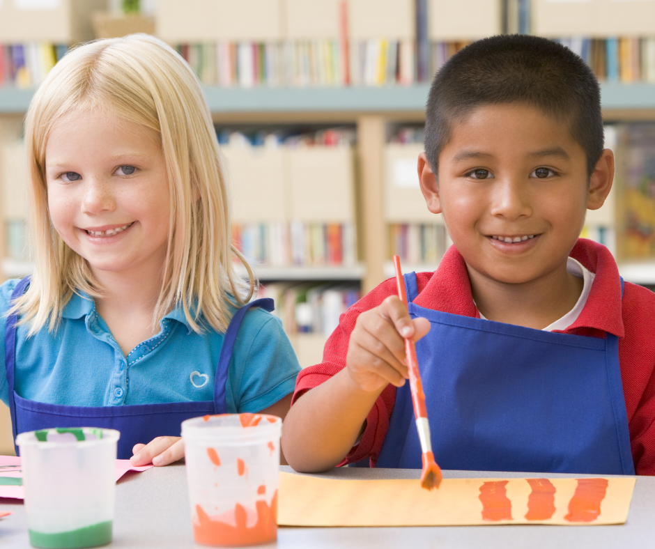  Children painting